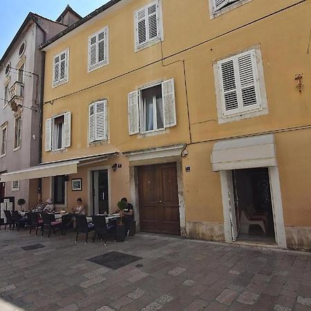 Gita In The Center Of Zadar Exterior photo